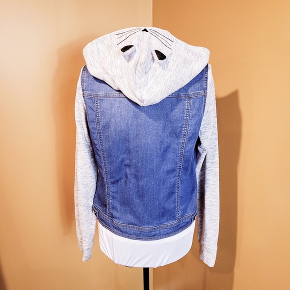 Cat & Jack Girls Denim Jacket with Gray Sleeves - Picture 5 of 6